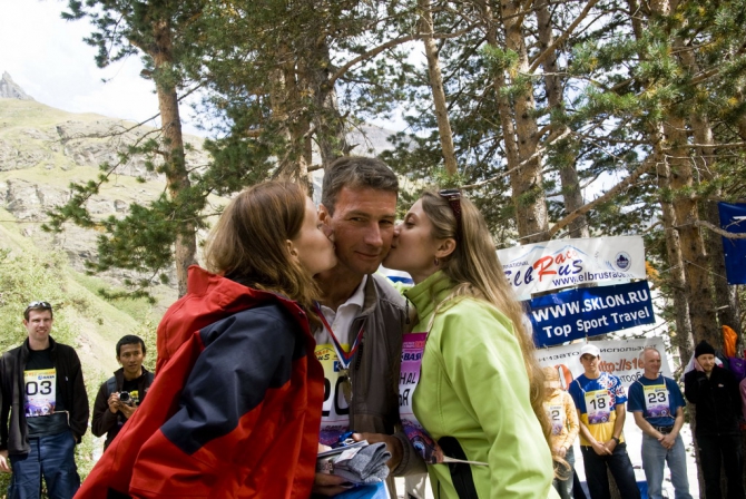 Elbrus Race: как возникает желание подниматься на Эльбрус снова и снова (Альпинизм, баск)