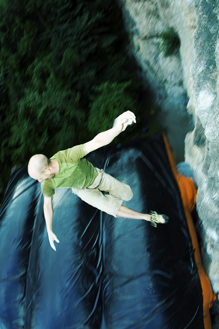 Мега-болдеринг с мега-крешпэдом (Скалолазание)