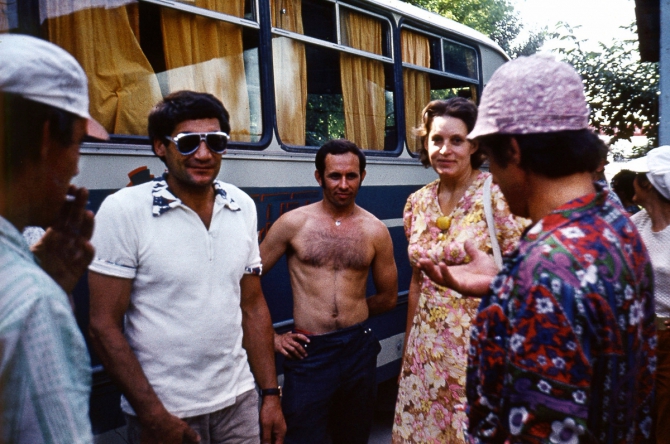 "Золотой" траверс пиков Коммунизма-Корженевской командой Узбекистана. 1975г. Часть 1-я. (Альпинизм, траверс п. Коммунизма-Корженевской 1975г., альпинисты Узбекистана, Эльчибеков В.А.)