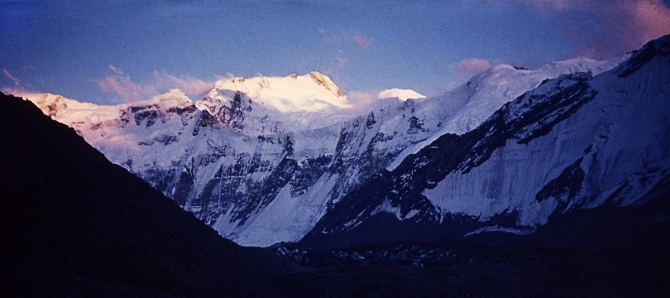 "Золотой" траверс пиков Коммунизма-Корженевской командой Узбекистана. 1975г. Часть 1-я. (Альпинизм, траверс п. Коммунизма-Корженевской 1975г., альпинисты Узбекистана, Эльчибеков В.А.)