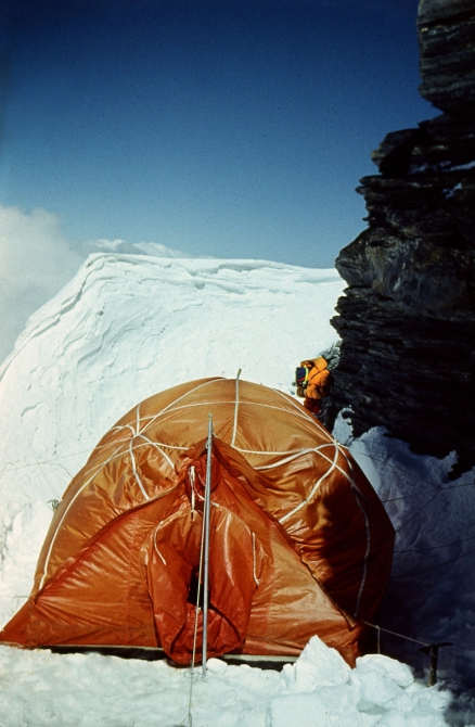 "Золотой" траверс пиков Коммунизма-Корженевской командой Узбекистана. 1975г. Часть 3-я, заключительная. (Альпинизм, траверс п. Коммунизма-Корженевской 1975г., альпинисты Узбекистана, Эльчибеков В.А.)