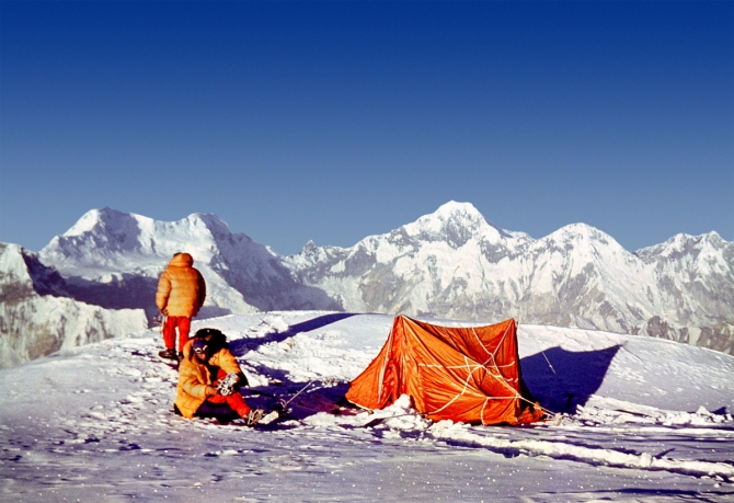 "Золотой" траверс пиков Коммунизма-Корженевской командой Узбекистана. 1975г. Часть 3-я, заключительная. (Альпинизм, траверс п. Коммунизма-Корженевской 1975г., альпинисты Узбекистана, Эльчибеков В.А.)