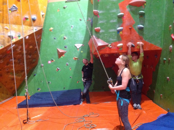 Жумар, восьмёрка и прочие премудрости (альпиндустрия, горная школа, скалолазание, альпинизм, обучение, школа, курсы, восьмерка, узлы)