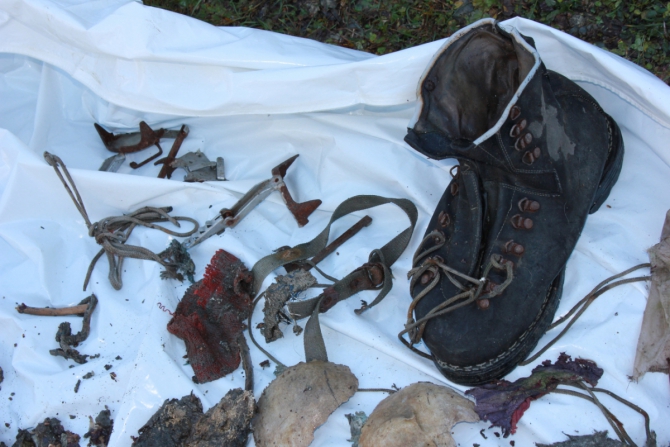 На Ушбинском леднике найдени останки альпиниста (Альпинизм)