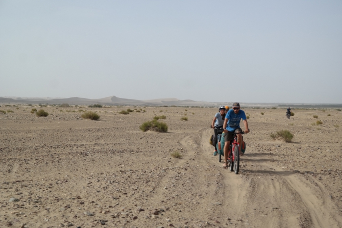 Неприступное сердце Евразии или китайские приключения (Вело)