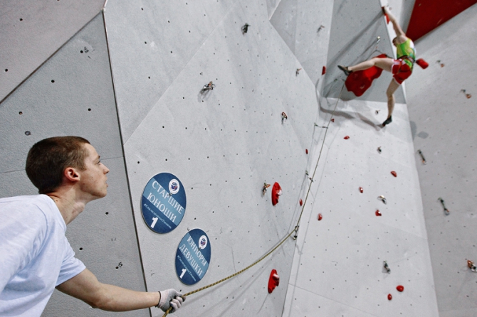 Массовый старт скалолазов в Тюмени! #sportclimbing2020 (Скалолазание, скалолазание, соревнования, УрФО, спорт, олимпийские игры, мечта, дети, чемпионы)