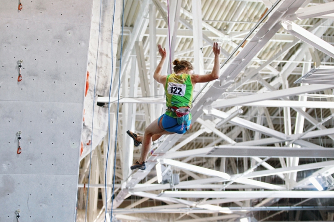 Массовый старт скалолазов в Тюмени! #sportclimbing2020 (Скалолазание, скалолазание, соревнования, УрФО, спорт, олимпийские игры, мечта, дети, чемпионы)