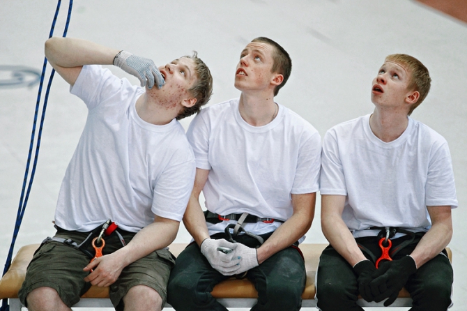 Массовый старт скалолазов в Тюмени! #sportclimbing2020 (Скалолазание, скалолазание, соревнования, УрФО, спорт, олимпийские игры, мечта, дети, чемпионы)