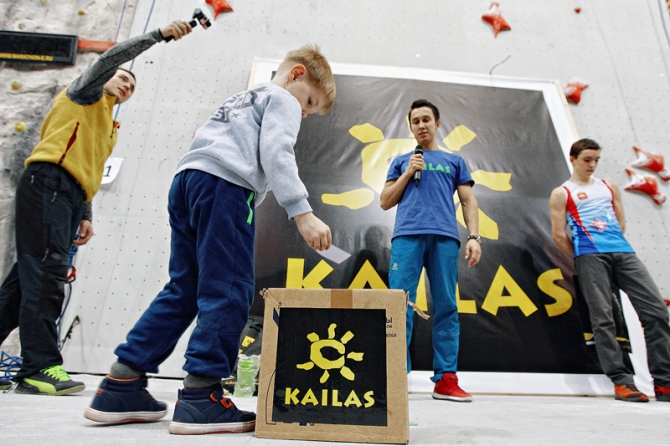 Массовый старт скалолазов в Тюмени! #sportclimbing2020 (Скалолазание, скалолазание, соревнования, УрФО, спорт, олимпийские игры, мечта, дети, чемпионы)