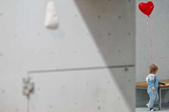 Массовый старт скалолазов в Тюмени! #sportclimbing2020 (Скалолазание, скалолазание, соревнования, УрФО, спорт, олимпийские игры, мечта, дети, чемпионы)