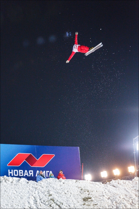 Один день из жизни российского фристайла (Горные лыжи/Сноуборд, кубок мира, лыжная акробатика, ффр, Алина Гриднева, Илья Буров)