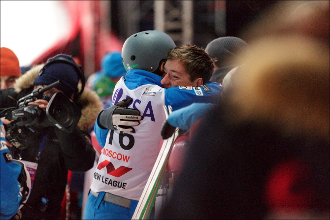 Один день из жизни российского фристайла (Горные лыжи/Сноуборд, кубок мира, лыжная акробатика, ффр, Алина Гриднева, Илья Буров)
