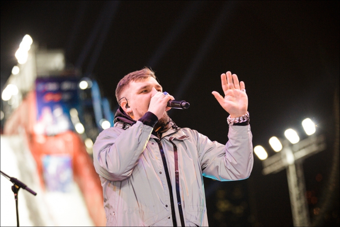 Один день из жизни российского фристайла (Горные лыжи/Сноуборд, кубок мира, лыжная акробатика, ффр, Алина Гриднева, Илья Буров)