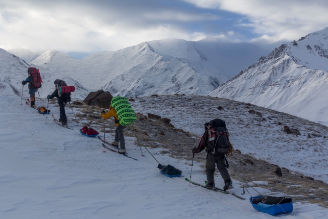 Зимний пик Ленина. Фоторассказ. (Альпинизм, турклуб маи, кичик-алай, заалайский хребет, памир)