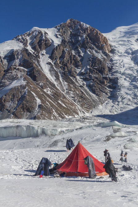 Зимний пик Ленина. Фоторассказ. (Альпинизм, турклуб маи, кичик-алай, заалайский хребет, памир)
