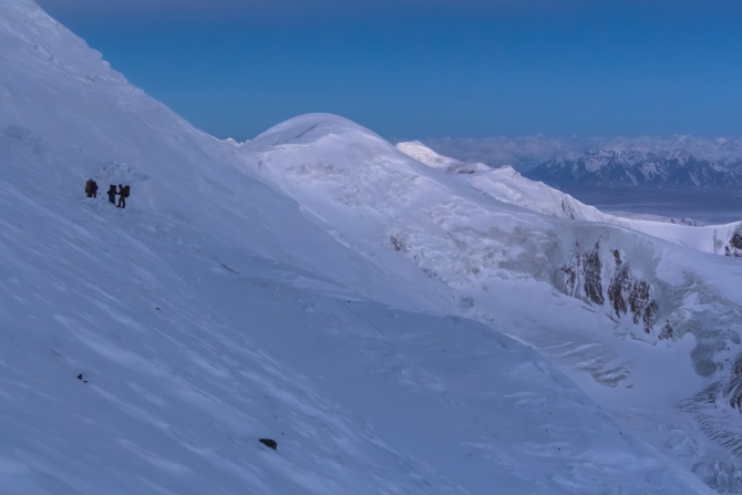 Зимний пик Ленина. Фоторассказ. (Альпинизм, турклуб маи, кичик-алай, заалайский хребет, памир)