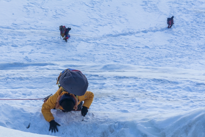 Зимний пик Ленина. Фоторассказ. (Альпинизм, турклуб маи, кичик-алай, заалайский хребет, памир)