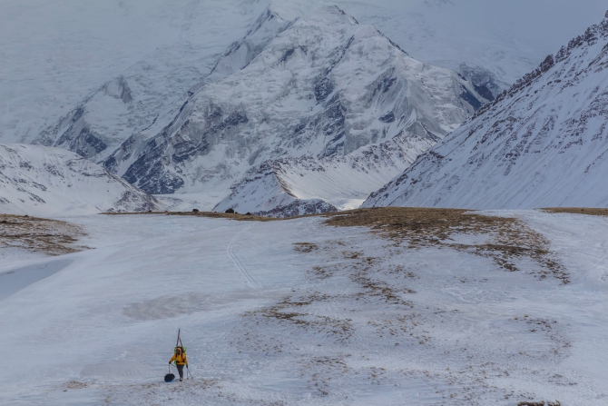 Зимний пик Ленина. Фоторассказ. (Альпинизм, турклуб маи, кичик-алай, заалайский хребет, памир)