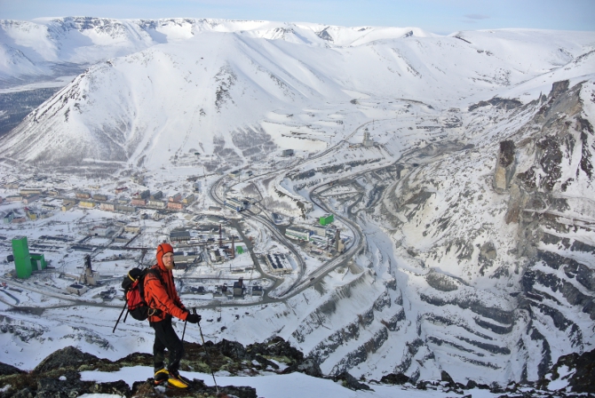 Хибинский микст. Гайдбук к зимнему сезону 2015/2016 (Ледолазание/drytoolling, хибины, драйтулинг, кировск, городская щель, юкспор, скальное, бастион вудъявра, путеводитель)