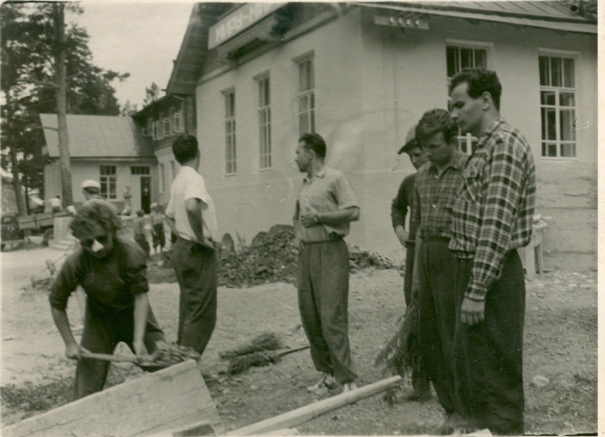 Помогите определить Альплагерь по фото 50-х (Альпинизм, Кавказ Альплагерь Цей История)