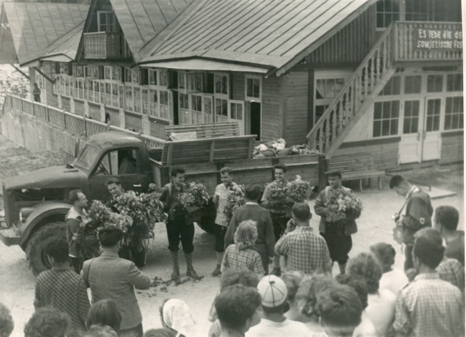 Помогите определить Альплагерь по фото 50-х (Альпинизм, Кавказ Альплагерь Цей История)