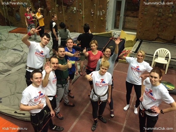 Клуб 7 Вершин представляет новости с Эвереста и других самых желанных вершин мира (Альпинизм, килиманджаро, охос дель саладо)