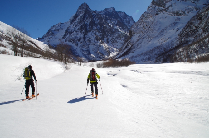 Ски-тур в Теберде и Домбае в январе- феврале 2016 года (домбай, роман губанов, алибек, домбай-ульген)