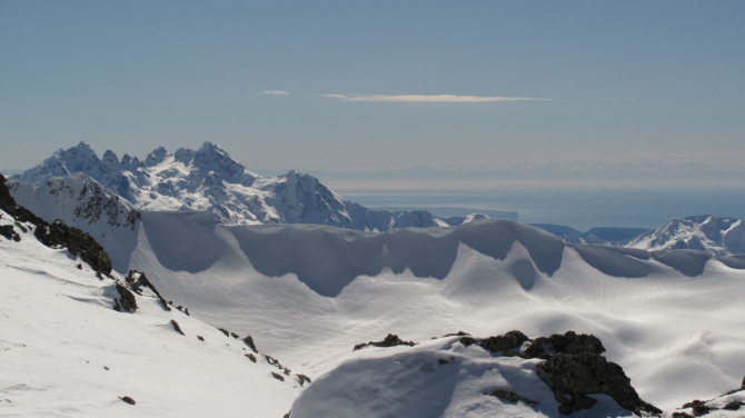 Хели-ски на Кавказе (Бэккантри/Фрирайд, альпиндустрия, красная поляна, северная осетия-алания, архыз, домбай, приэльбрусье)