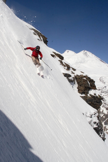 Целина. Кирилл Анисимов: "Человек соревнуется с тех пор как появился" (Бэккантри/Фрирайд, фрирайд, горные лыжи, спецпроект, горы, приэльбрусье, интервью)