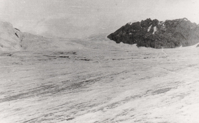 Помогите опознать перевалы по старым фотографиям. (Горный туризм)