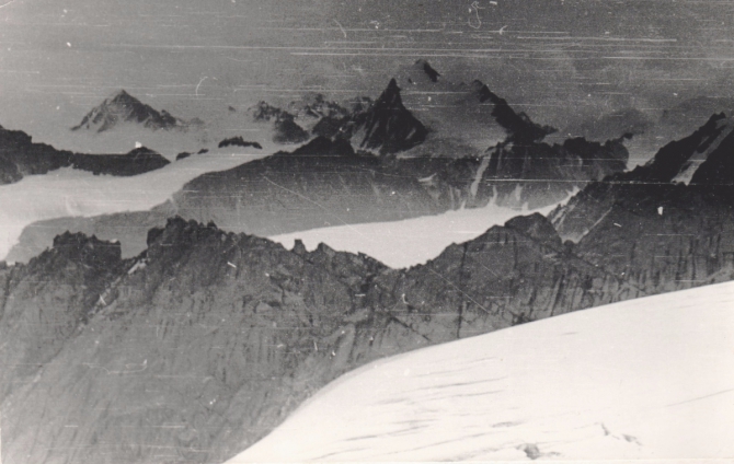 Помогите опознать перевалы по старым фотографиям. (Горный туризм)