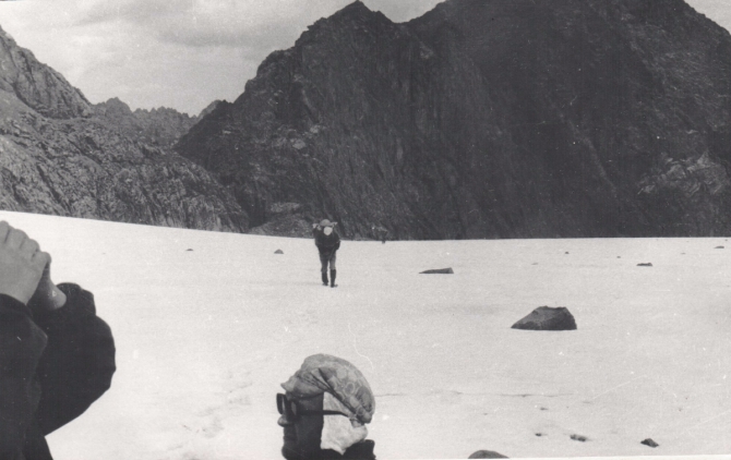Помогите опознать перевалы по старым фотографиям. (Горный туризм)