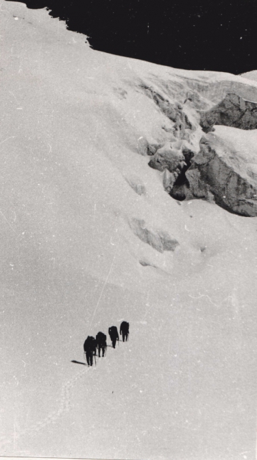 Помогите опознать перевалы по старым фотографиям. (Горный туризм)
