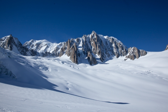 25 километров «Белой долины». Sky Walk на Sky Way... (Бэккантри/Фрирайд, белая долина, курмайер, валле бланш, лыжи, италия, фрирайд)
