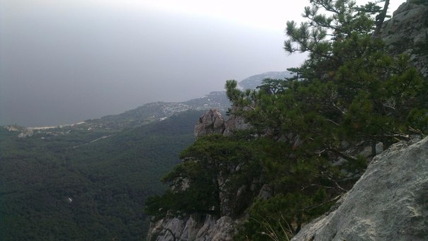 Описание прохождения маршрута "Семь вершин" ("7 вершин" - мультипитч 18 веревок) на горе "Ай-Петри" (Крым, Скалолазание)