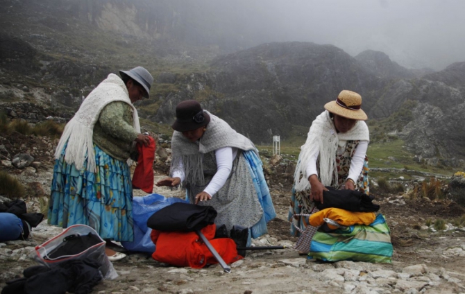 Аймара на высоте или юбки восхождению не помеха ;-, Альпинизм, боливия, восхождение, ла-пас, Уайна-Потоси, альпиндустрия спб, альпинизм)