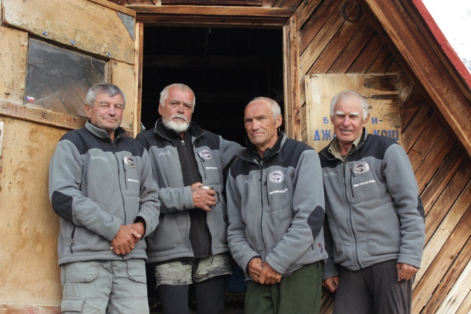 Итоги фотоконкурса "Миры Безенги" 2015-2016 (Альпинизм)