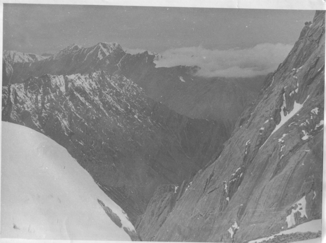 Помогите опознать фотографии из походов ферганских туристов по Памиро-Алаю (или еще каких-то ближних к Фергане горных районов, Горный туризм)