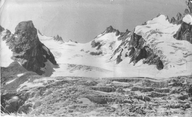 Помогите опознать фотографии из походов ферганских туристов по Памиро-Алаю (или еще каких-то ближних к Фергане горных районов, Горный туризм)