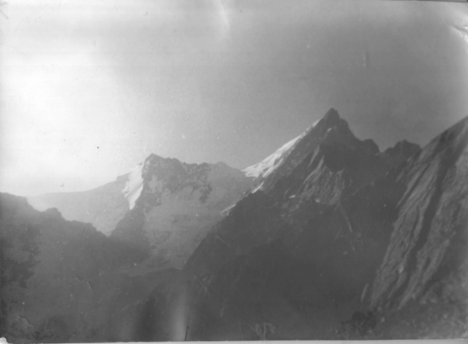 Помогите опознать фотографии из походов ферганских туристов по Памиро-Алаю (или еще каких-то ближних к Фергане горных районов, Горный туризм)