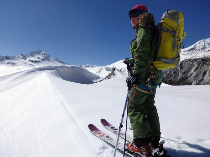 Целина. Катя Коровина: "Сердце должно колотиться, а глаза - гореть!" (Бэккантри/Фрирайд, горы, фрирайд, альпинизм, горные лыжи, спецпроект, интервью)