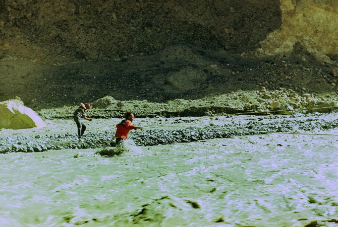 ПИК ФИККЕРА (6725 м.) - 1978 г. ПРИТЯЖЕНИЕ ВЫСОТЫ. ЧАСТЬ 3 – ОТХОДЫ (Горный туризм, МАИ ПИК ФИККЕРА ПАМИР)