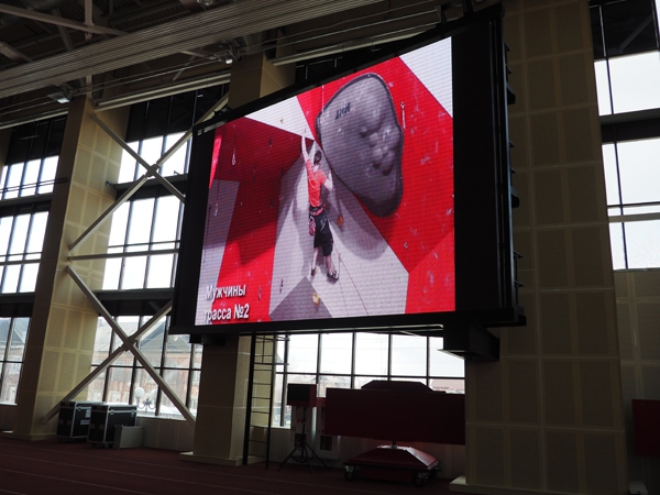 Всероссийские соревнования и Кубок ФСР в Тюмени: интервью с Михаилом Сапаровым (Скалолазание, тюмень, скалолазание, адаптивное скалолазание, скорость, трудность, михаил сапаров)