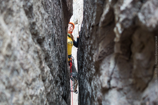 Смена альплагеря Туюк-Су на скалах Тамгалы-Тас (Или, Скалолазание)