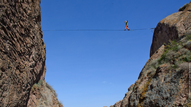 Смена альплагеря Туюк-Су на скалах Тамгалы-Тас (Или, Скалолазание)