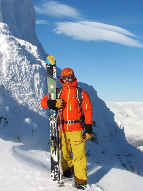 Целина. Сергей Шестихин: "Как объяснить глупое томление сердца при виде родных вершин?" (Бэккантри/Фрирайд, горы, кировск, хибины, фрирайд, интервью)