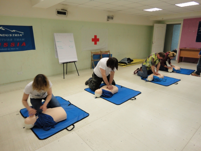 как я добралась до курса "Первая помощь при неотложных состояниях" и мои впечатления ( и даже воспоминания, Путешествия, Красный крест, курсы медпомощи, СЛР, Игорь Пехтерев, Гусева Евгения)