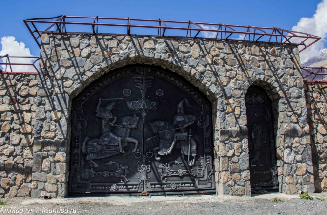 29 апреля в 18.30 состоится встреча: Александра Марчук "ЗАГАДКИ ОСЕТИИ. Велосипедное путешествие по Северной Осетии" (кавказ, осетия, северная осетия, горы, башни, родовые башни, сигнальные башни, боевые башни, жилые башни, Боги)