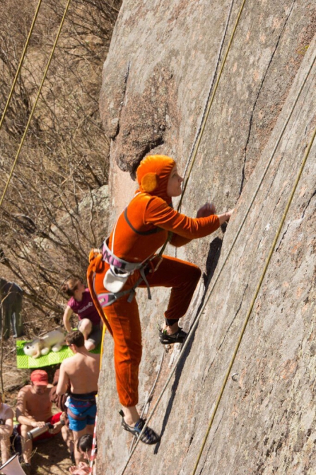 Красноярцы открыли скальный сезона на Столбах (Скалолазание, красноярск, олдскул, фестиваль, астма)