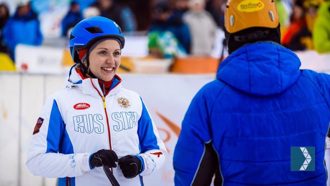 Екатерина Кощеева: Нужно привлекать зрителей на ледолазные трибуны! (Ледолазание/drytoolling, ледолазание, интервью, катя кощеева, киров, соревнования, спорт, ozone)